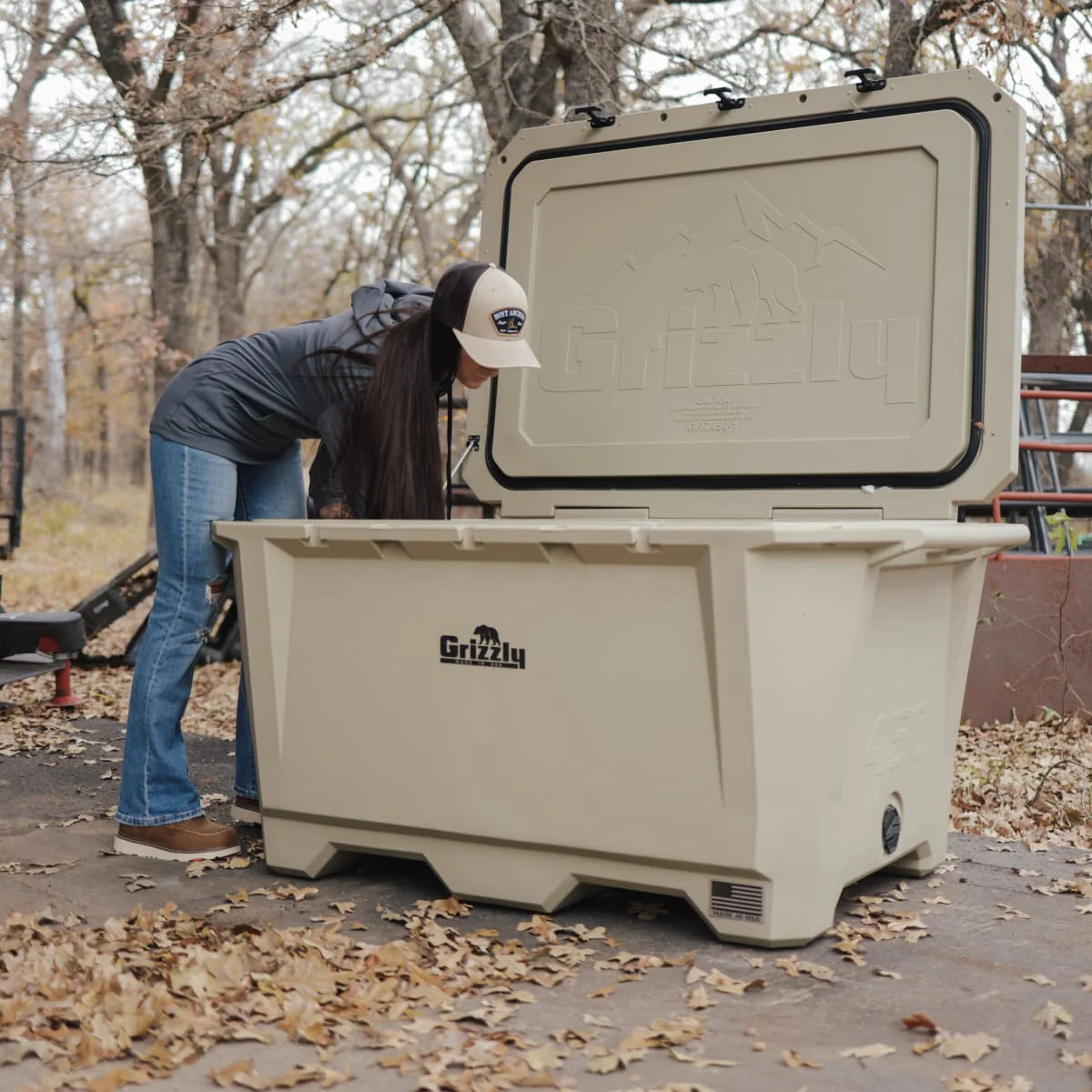 Grizzly 450 Quart Cooler - Image 8